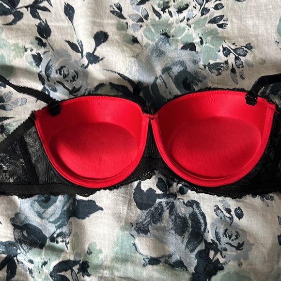 Black/Red Lace Padded Push-up Bra - Sz 34C - Picture 7 of 8